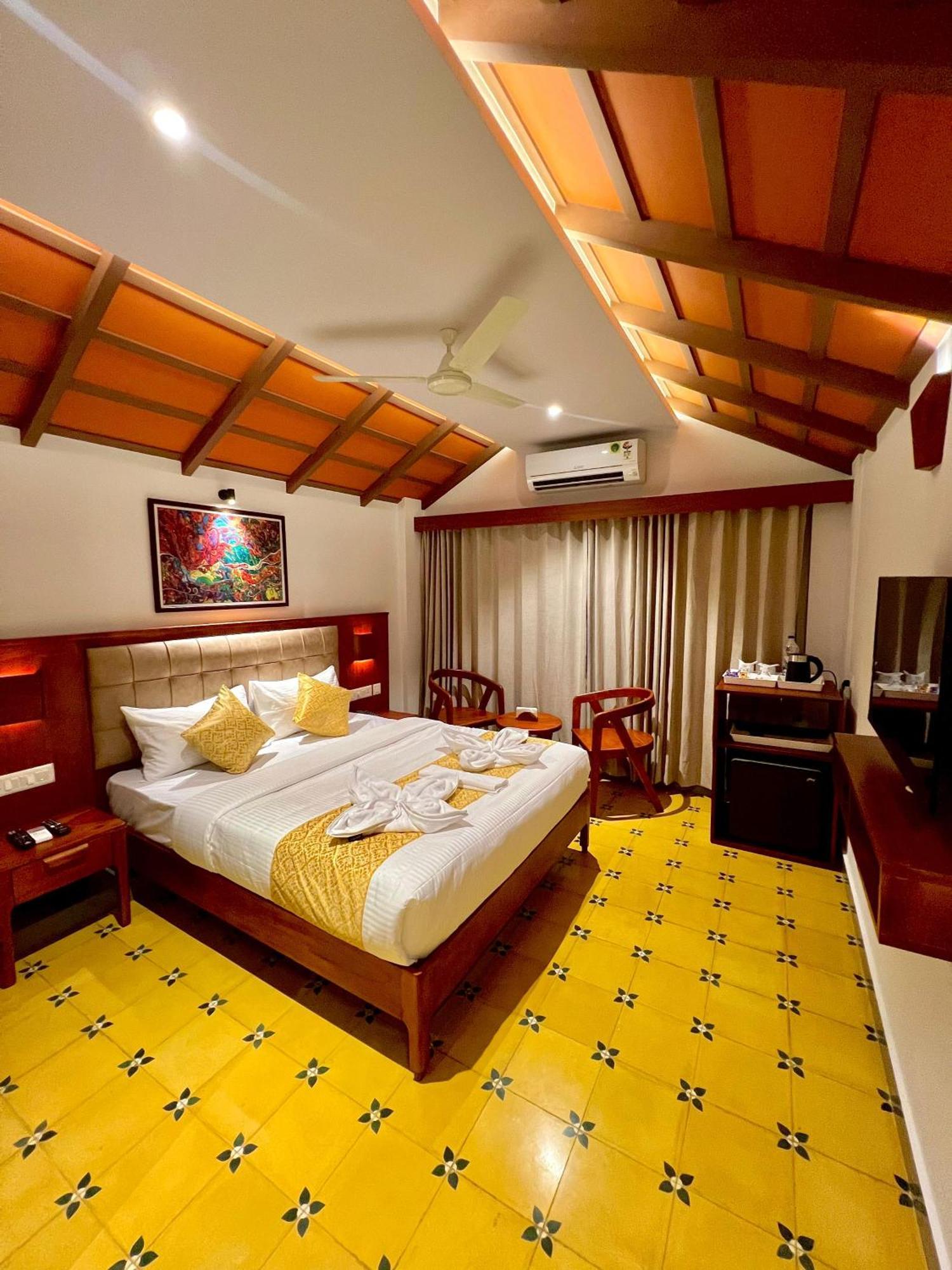 Palcastle Regency Hotell Palakkad Eksteriør bilde